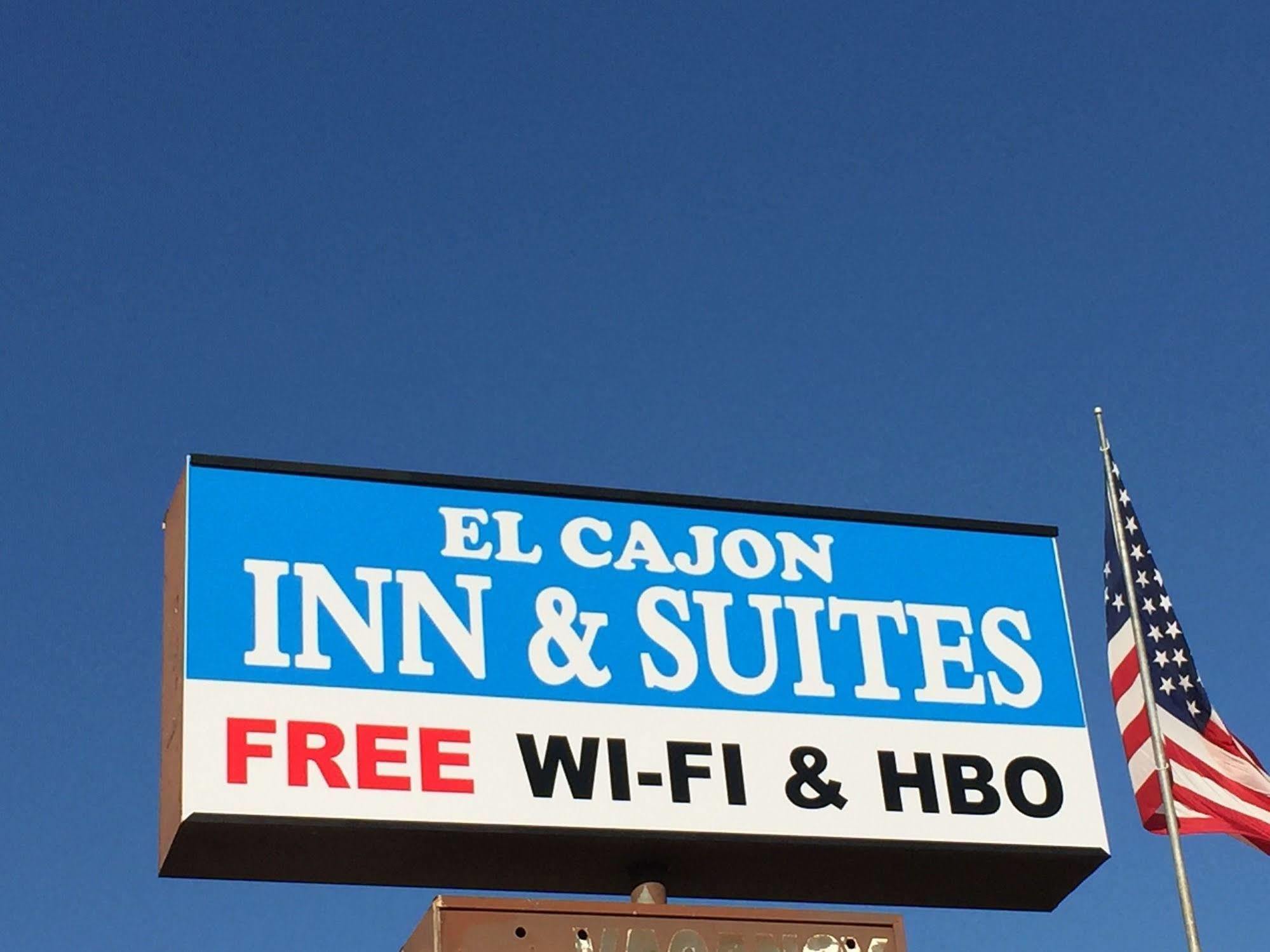El Cajon Inn&Suites Exterior foto